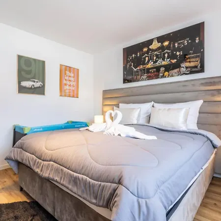 شقة Neu! Design-wohnung Mit Garten Am Vulkan In *