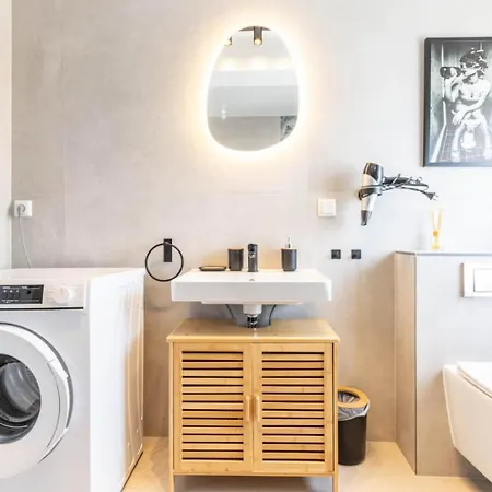 شقة Neu! Design-wohnung Mit Garten Am Vulkan In