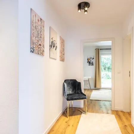 Neu! Design-wohnung Mit Garten Am Vulkan In