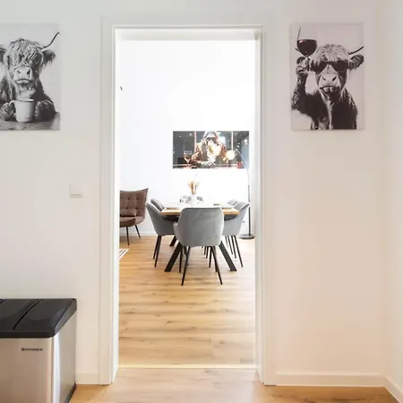 Neu! Design-wohnung Mit Garten Am Vulkan In شقة